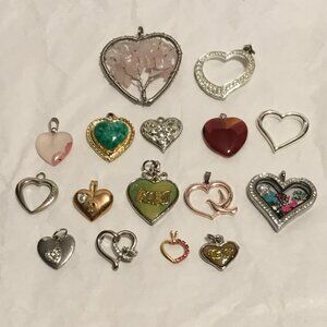 Very nice lot of 16 colorful heart-shaped pendants for necklaces